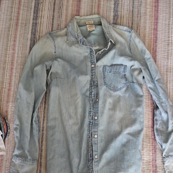 J. Crew Light Blue Button Down Shirt - Picture 1 of 1